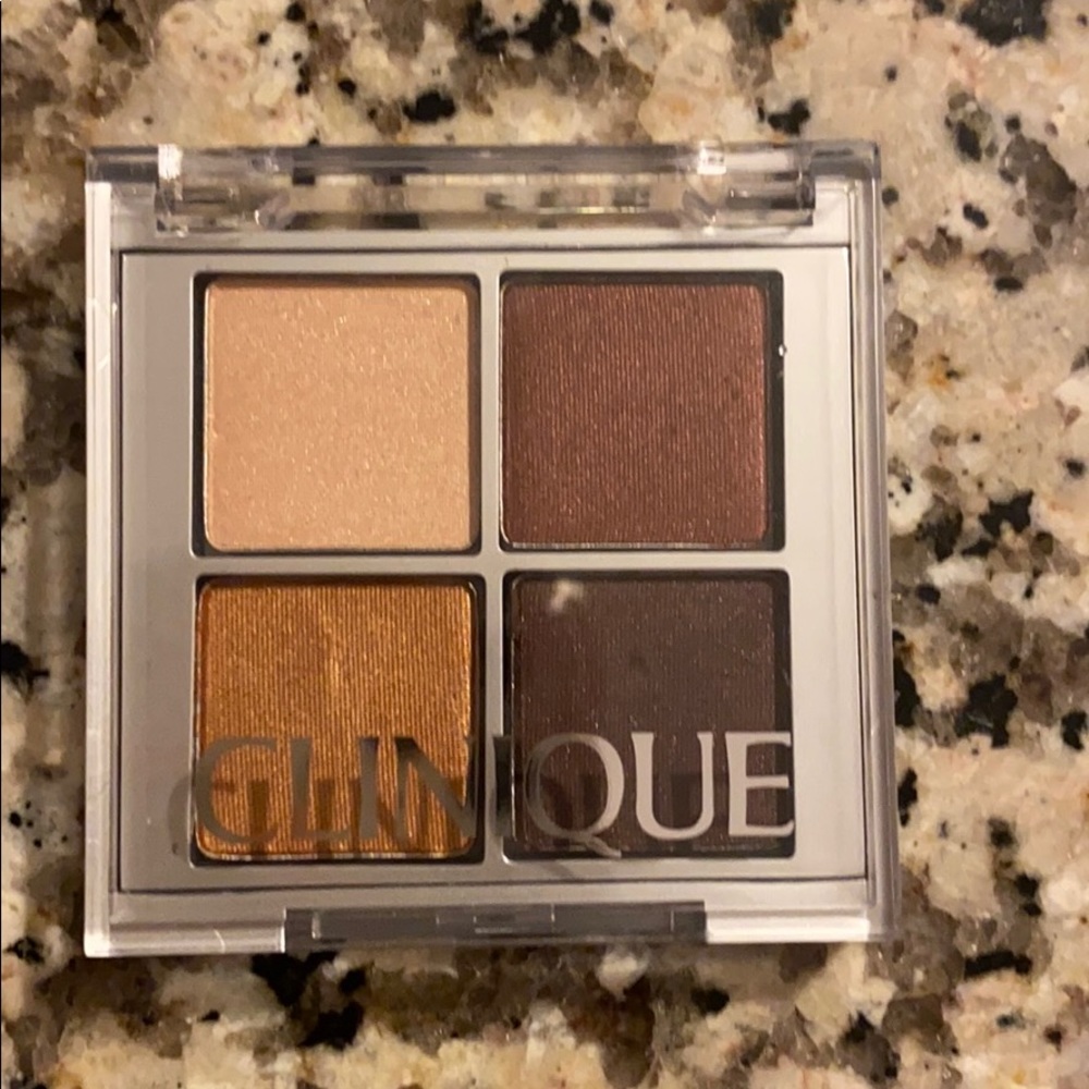 Clinique quad eyeshadow palette